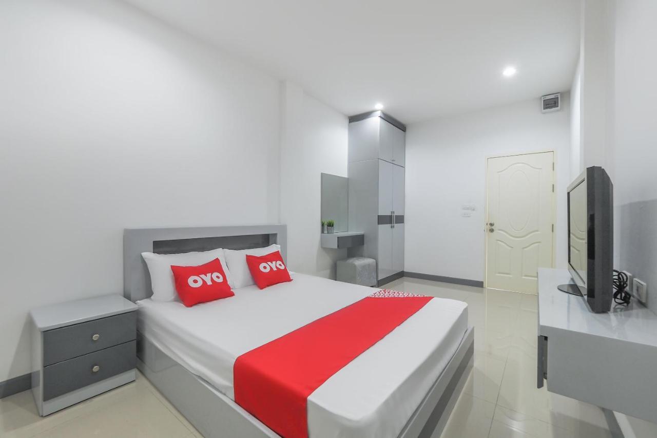 K&K Apartment Samut Prakan Luaran gambar